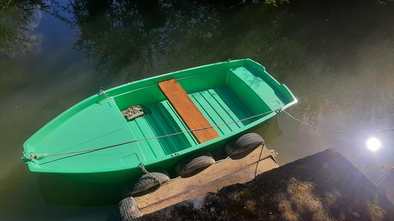 Le Gite Embarque - Gere Par Presta-Zen'Services - Barque Electrique En Supplement Verdun-sur-Meuse Ngoại thất bức ảnh